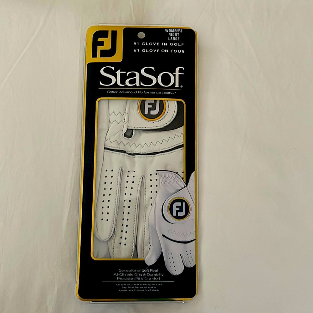 FJ StaSof Women’s Right (leftie golfer), large, performance leather golf glove